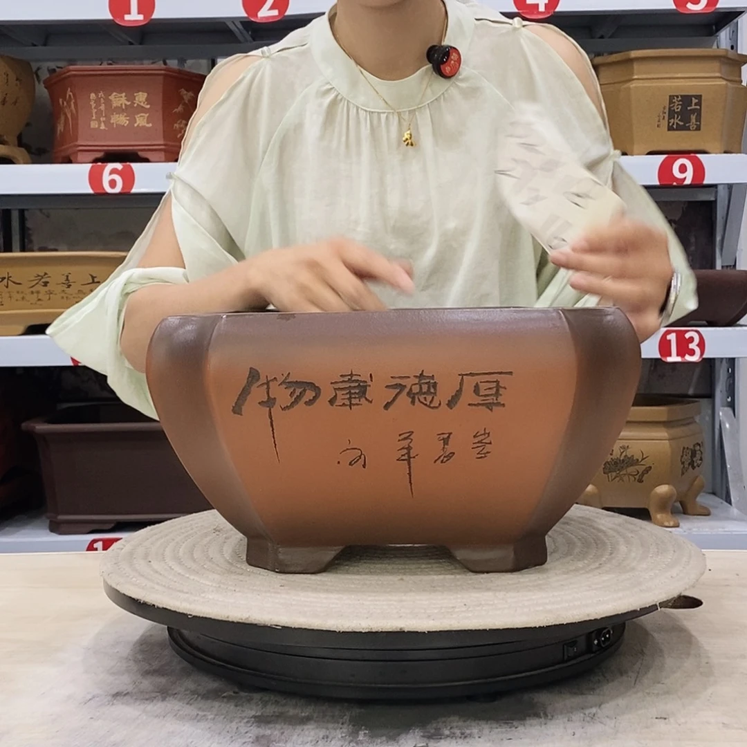 紫砂花盆紫砂花盆