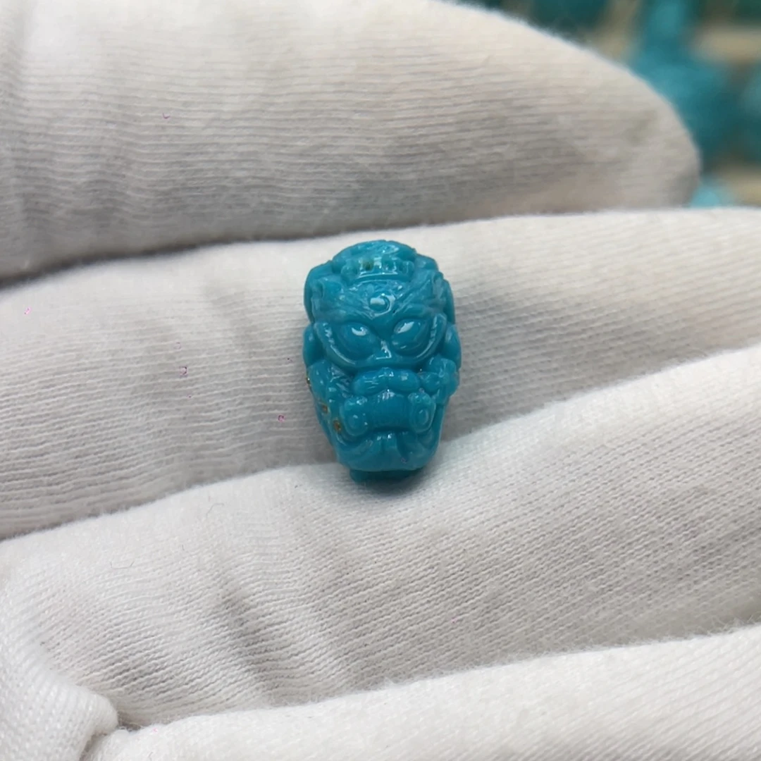 绿松石未镶嵌颈饰卡10.3-16-9.2