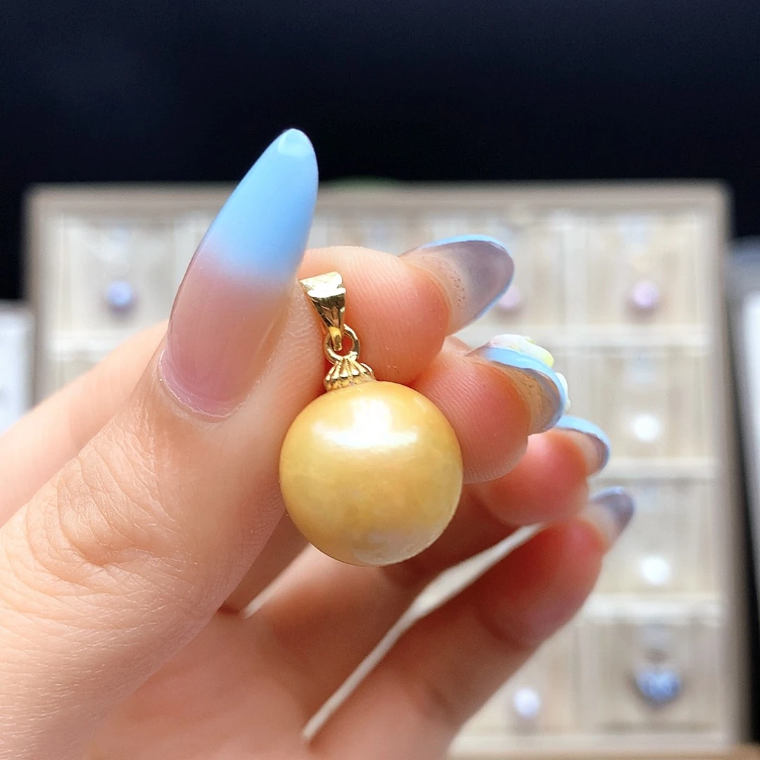 淡水珍珠合金颈饰