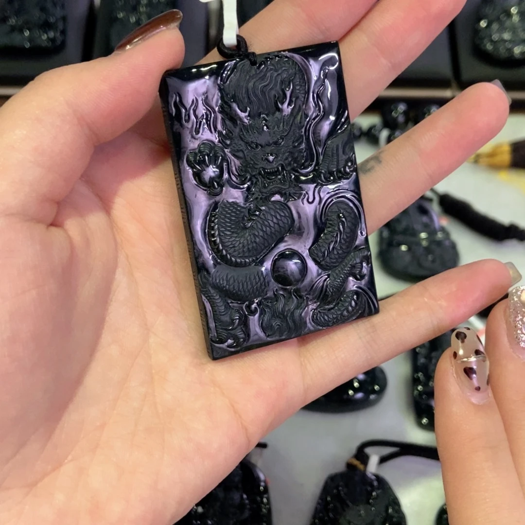 王***二翡翠未镶嵌颈饰翡翠