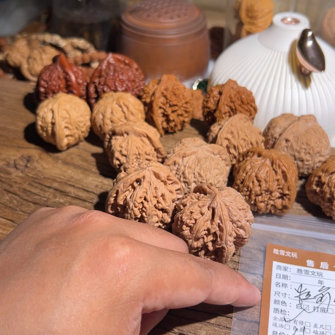 文玩核桃吊坠伟*粗筋 伟