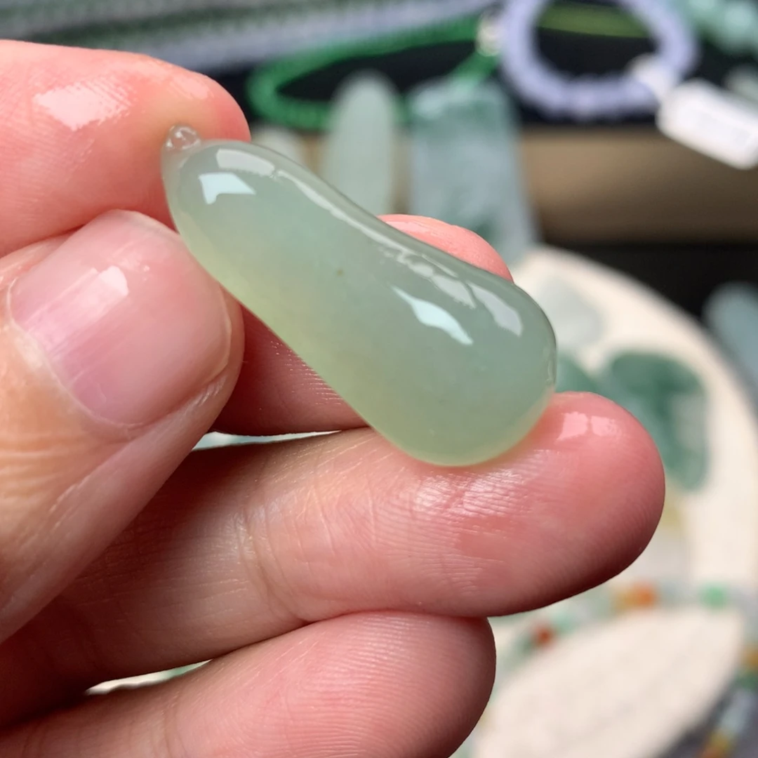 未镶嵌定制翡翠福瓜