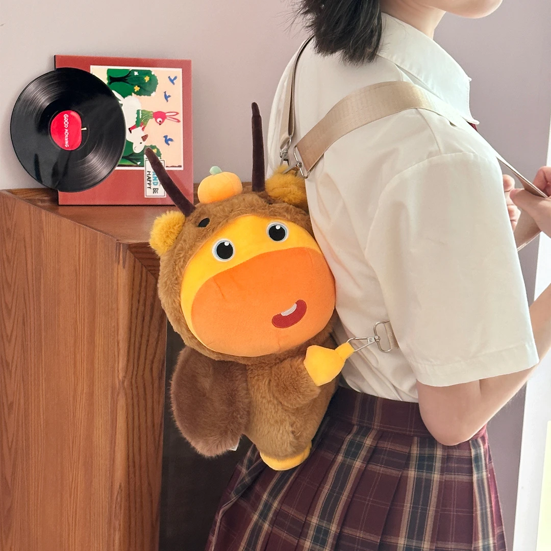 正版水豚噜噜玩偶斜挎包可爱双肩包背包毛绒玩具公仔娃娃生日礼物