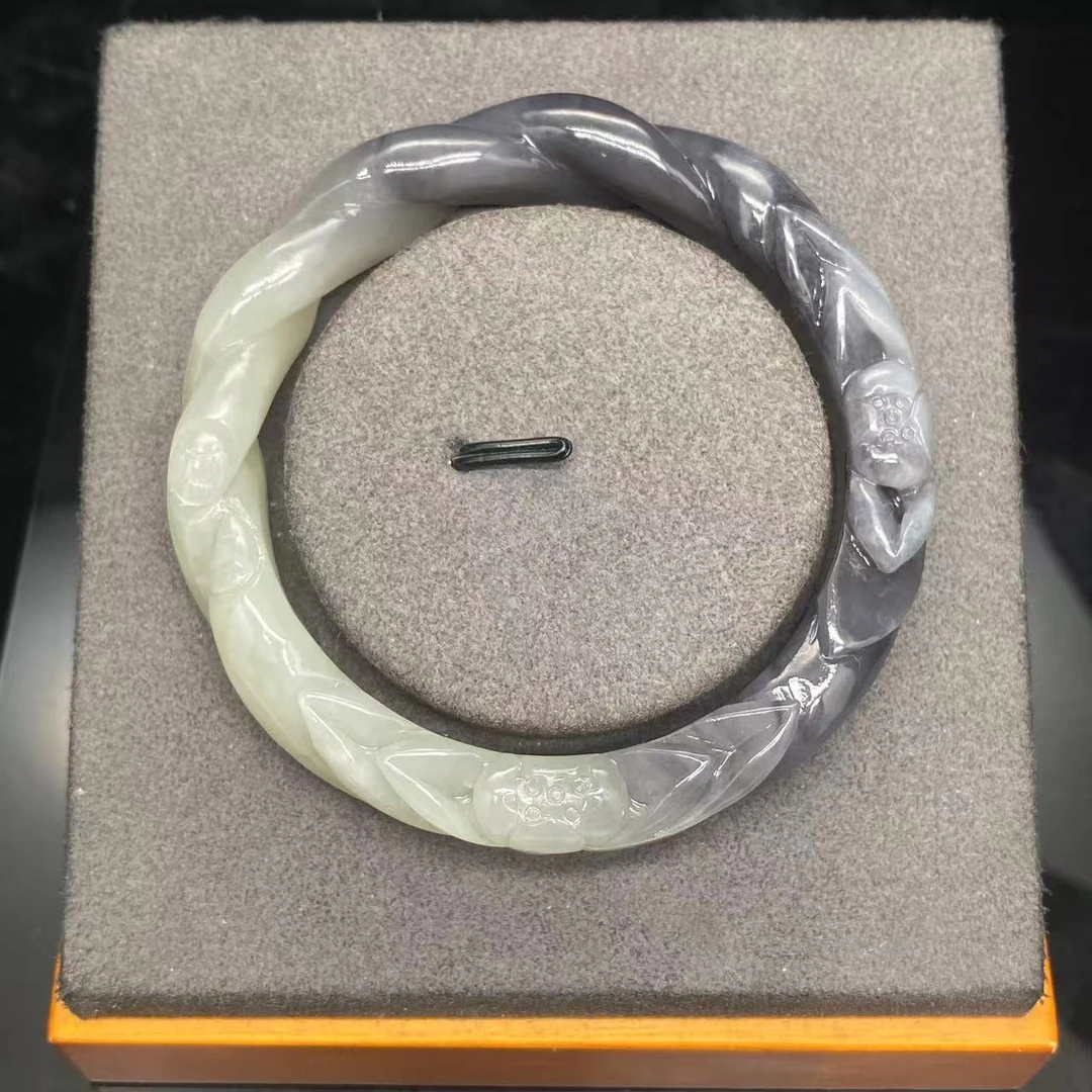 A2048  和田玉手镯  YS139003