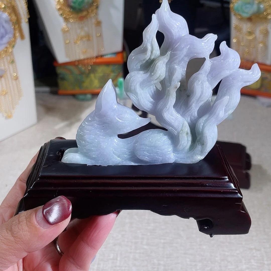 翡翠颈饰未镶嵌翡翠紫九尾