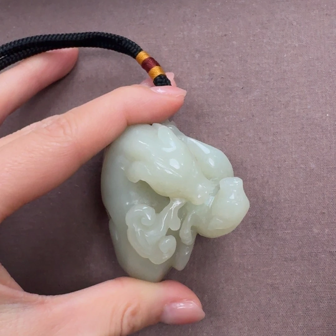 未镶嵌和田玉挂件