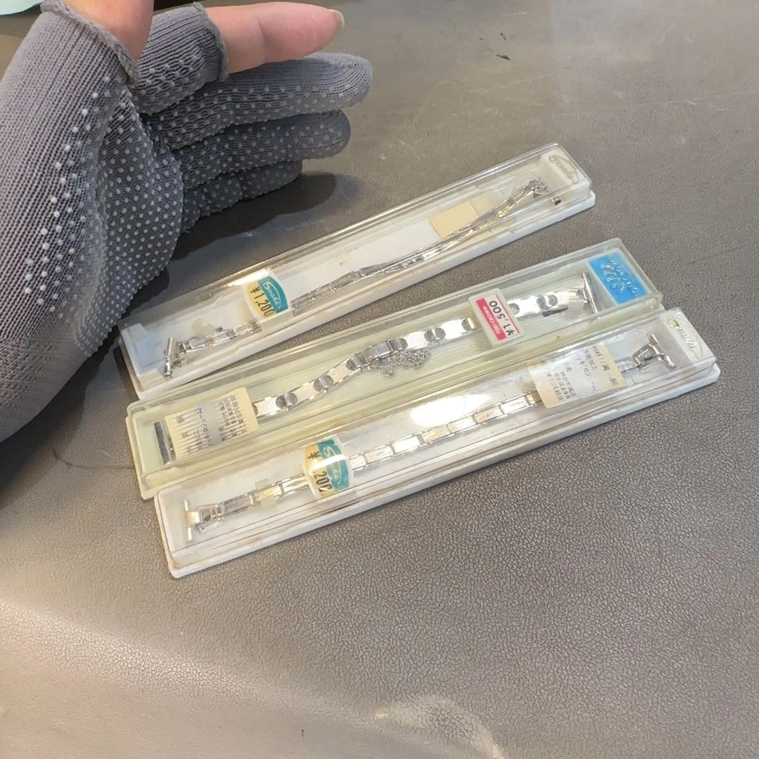 旧***曲金属中古美术装饰工艺品