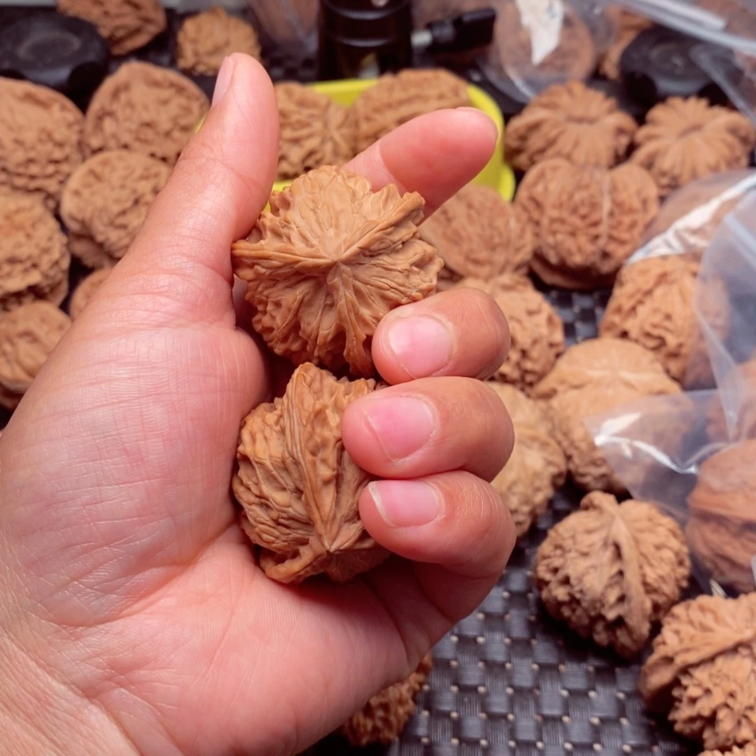 吊坠桃核波文玩核桃