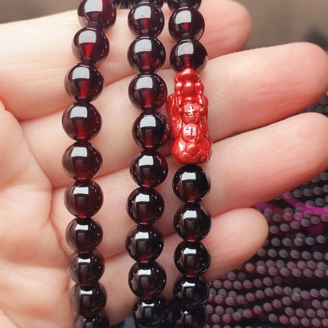 未镶嵌石榴石手链卡7.3