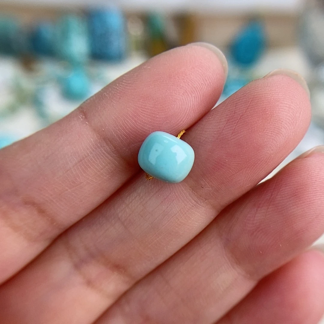 未镶嵌绿松石珠宝奇石7,6×6.3