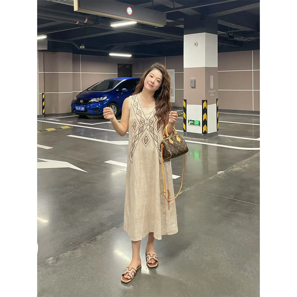 WenWen小个子复古风重工刺绣V领无袖背心连衣裙显瘦中长裙4164