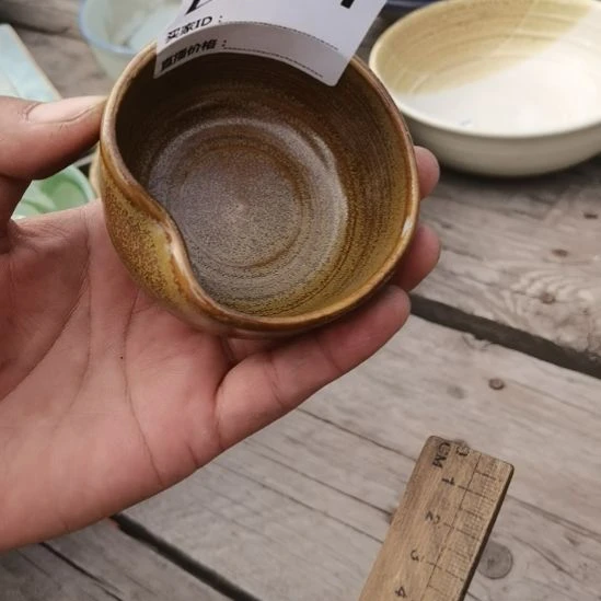 瓷器微瑕不退不换