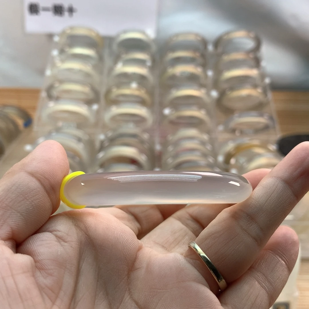 【闪购商品】手镯玛瑙/玉髓未镶嵌玉***汤