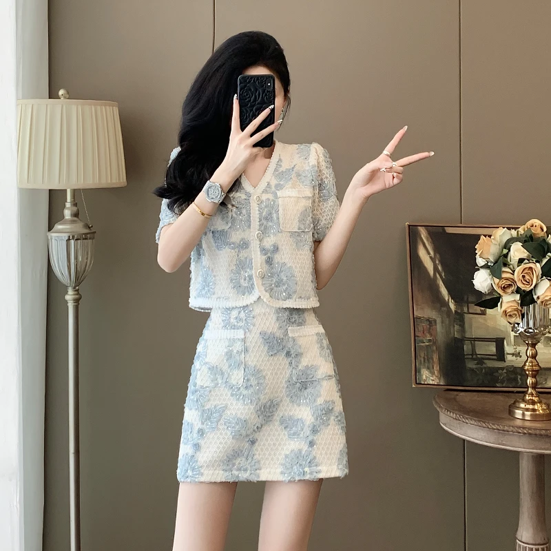 极简风小香风时尚套装2025夏季网红气质名媛上衣短裙炸街两件套
