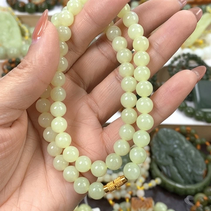 【闪购商品】透闪石质玉颈饰未镶嵌
