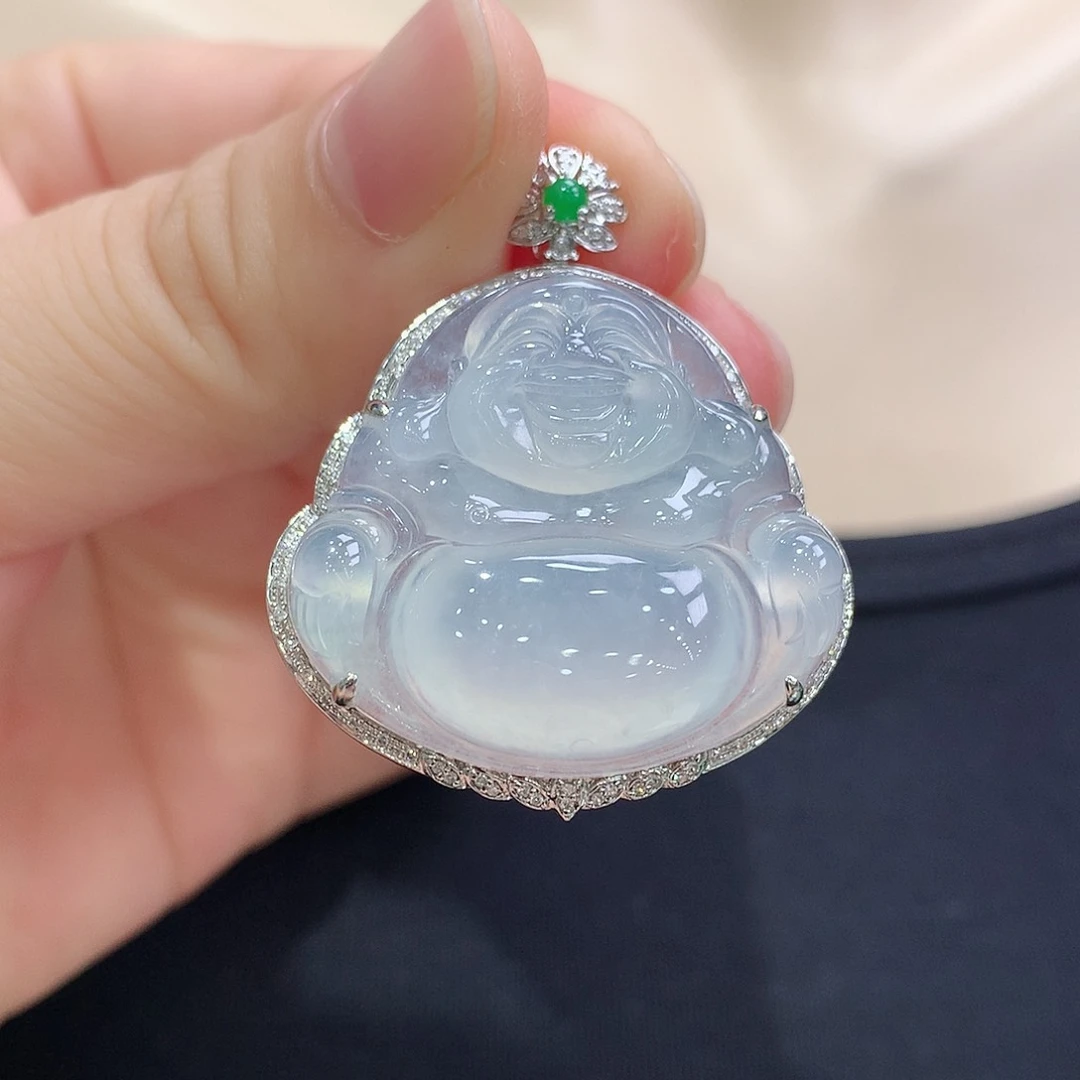 翡翠18K金镶嵌颈饰佛公