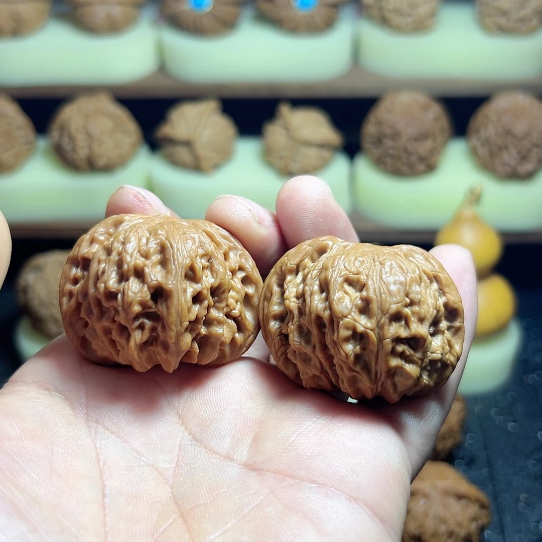 【闪购商品】文玩核桃吊坠夏**雪磨盘