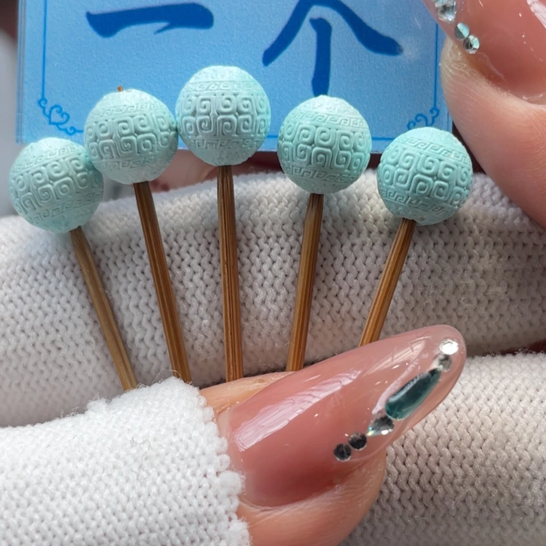 绿松石未镶嵌挂件