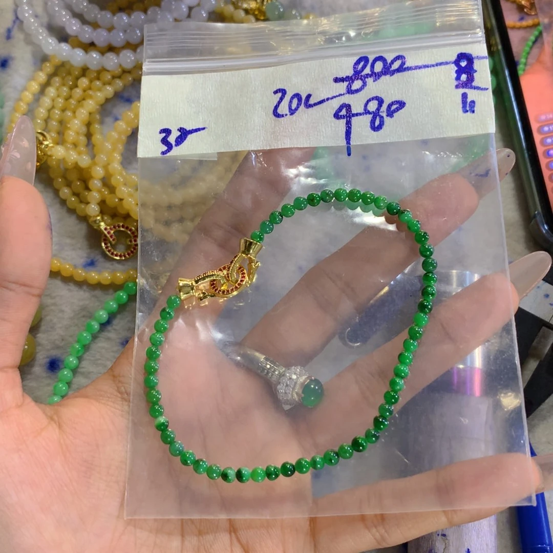 未镶嵌定制翡翠天然缅甸翡翠多样性