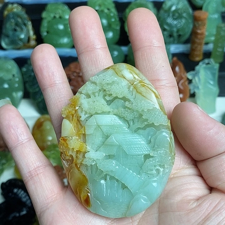 未镶嵌蛇纹石玉颈饰