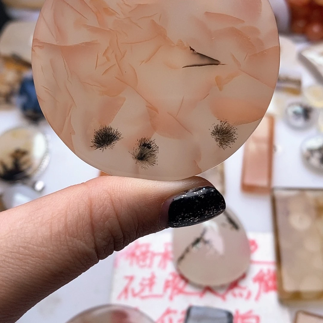 玛瑙/玉髓珠宝奇石未镶嵌威*天