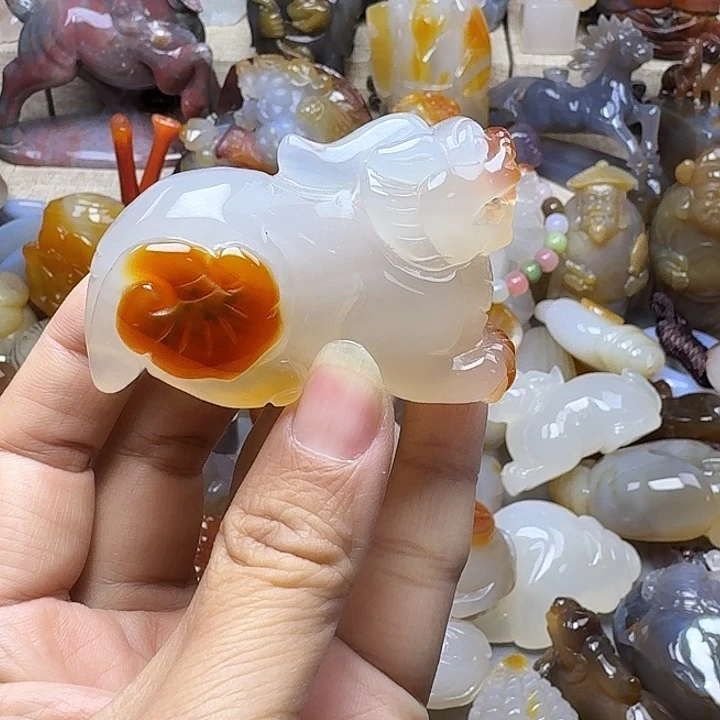 闲***士玛瑙/玉髓未镶嵌饰品