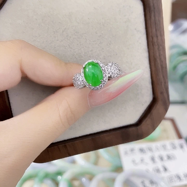 翡翠未镶嵌颈饰天然翡翠Ａ货