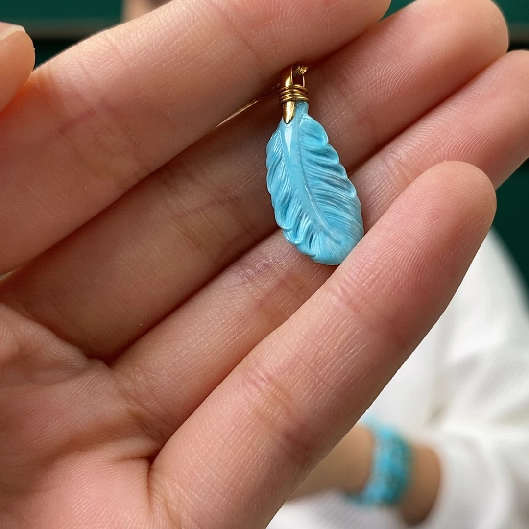 绿松石18K金镶嵌珠宝奇石