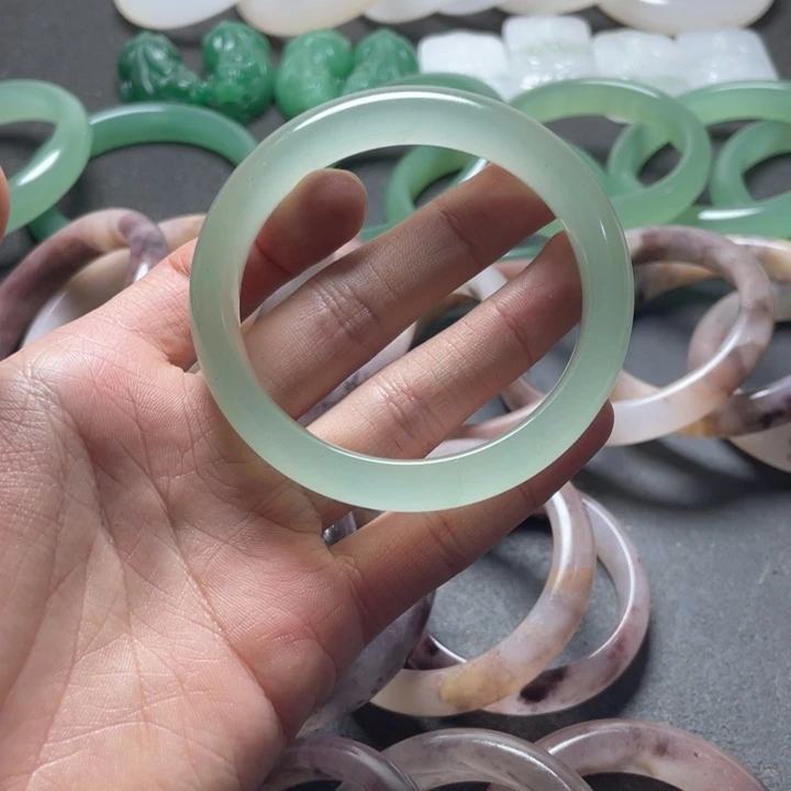 未镶嵌手链石英质玉