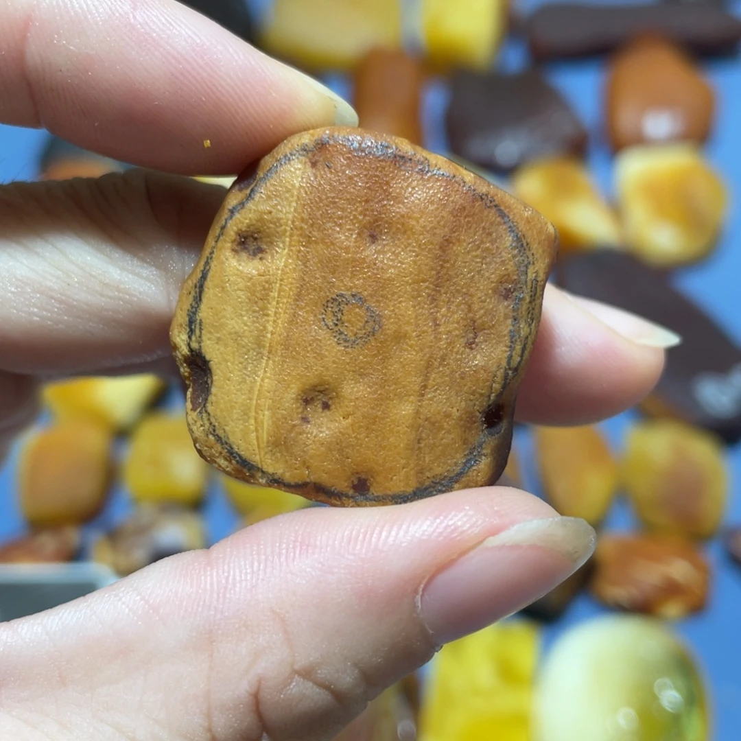 定制蜜蜡未镶嵌全皮