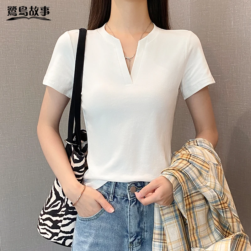 鹭岛故事白色正肩V领短袖t恤女春夏修身内搭设计感打底衫显瘦上衣