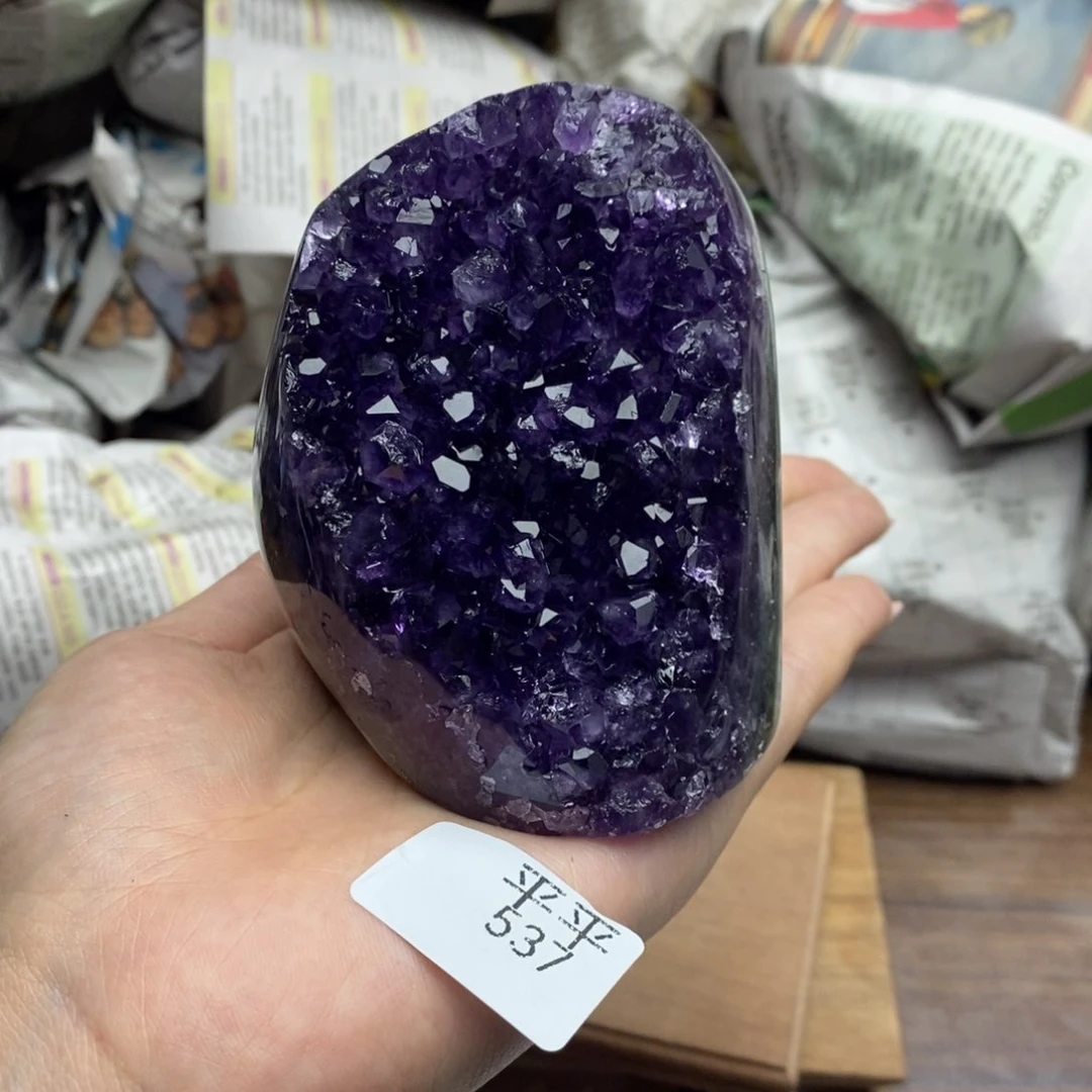 乌拉圭未镶嵌紫晶