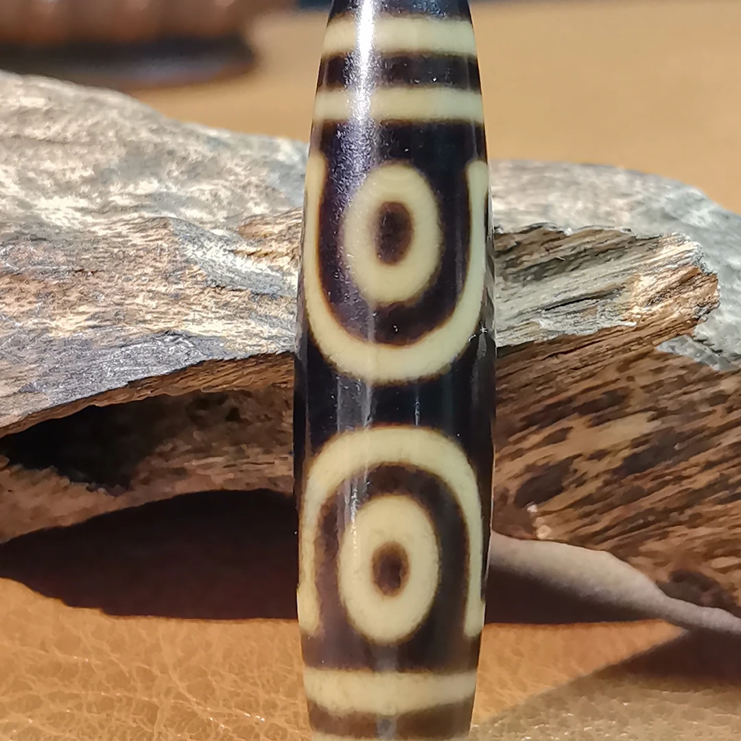 七眼珠玛瑙玉髓锁骨链