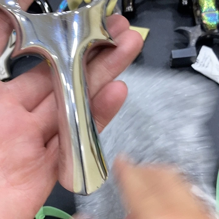 圆***!209号瑕疵蝙蝠裸弓
