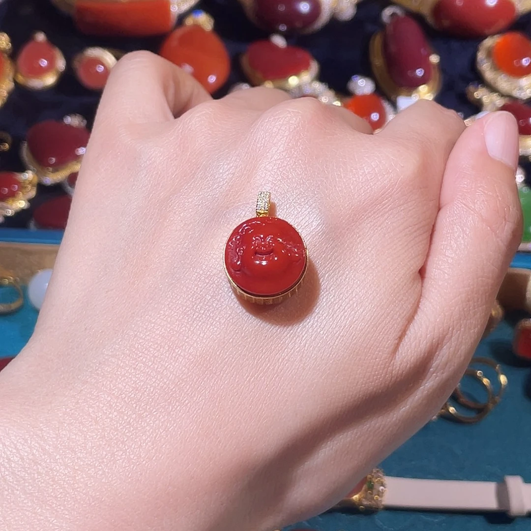 南红玛瑙18K金镶嵌吊坠(不含链)