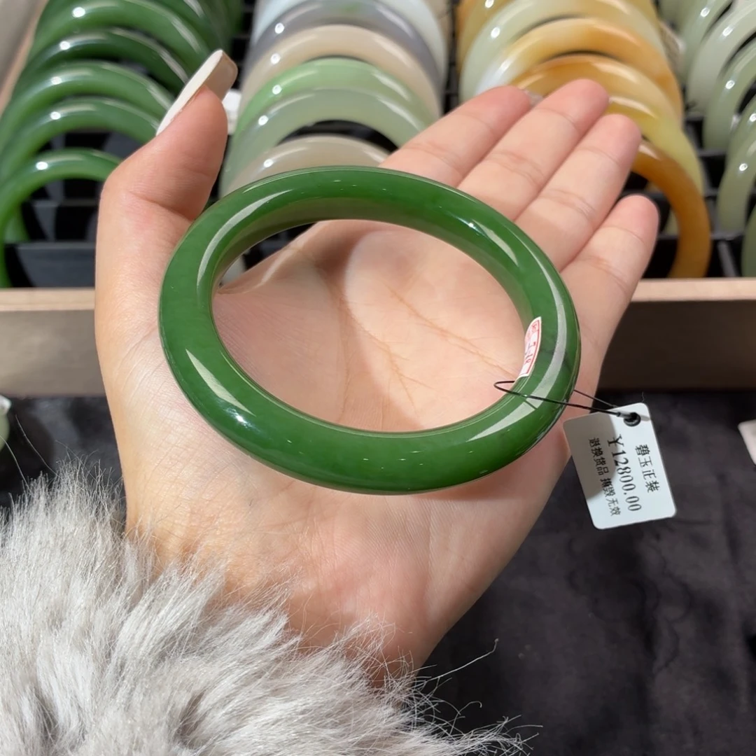 和田玉未镶嵌手镯阳绿正装22