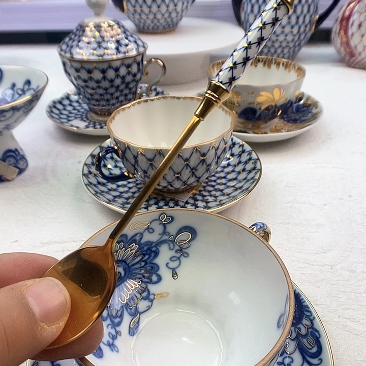 ?****走一杯一碟全新全品