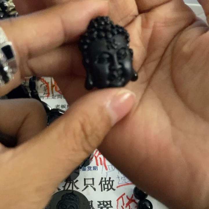 翡翠未镶嵌颈饰墨翠