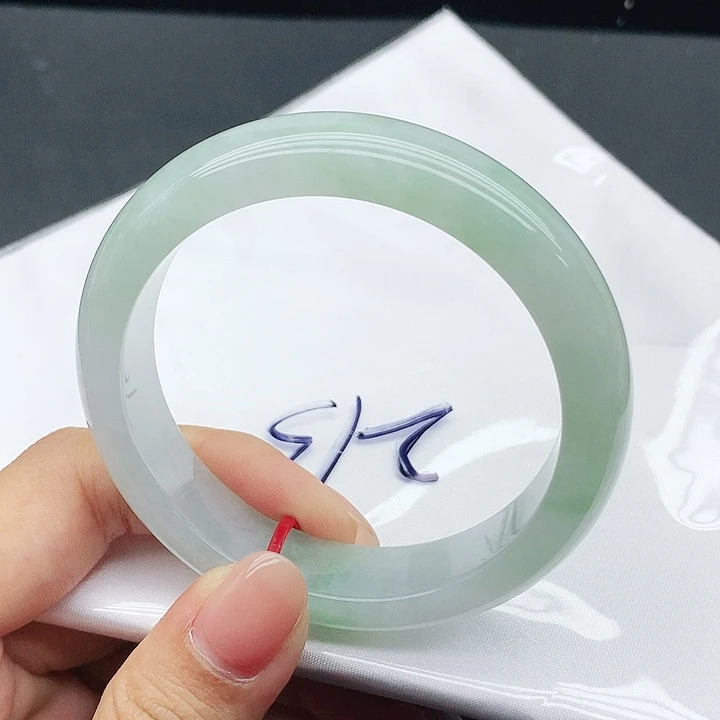未镶嵌手镯翡翠215