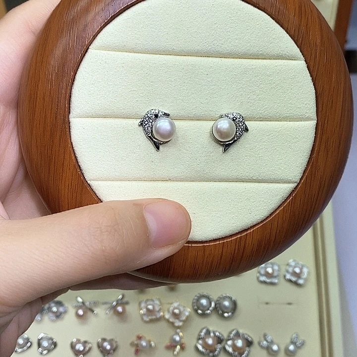 未镶嵌淡水珍珠耳饰