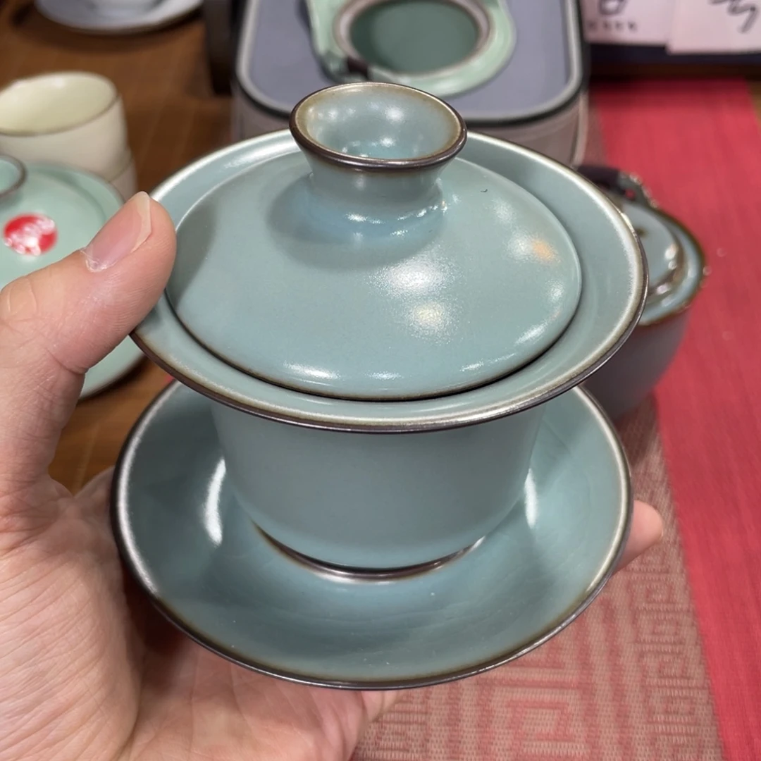 瓷片。。。。。。。。。。。。。。。