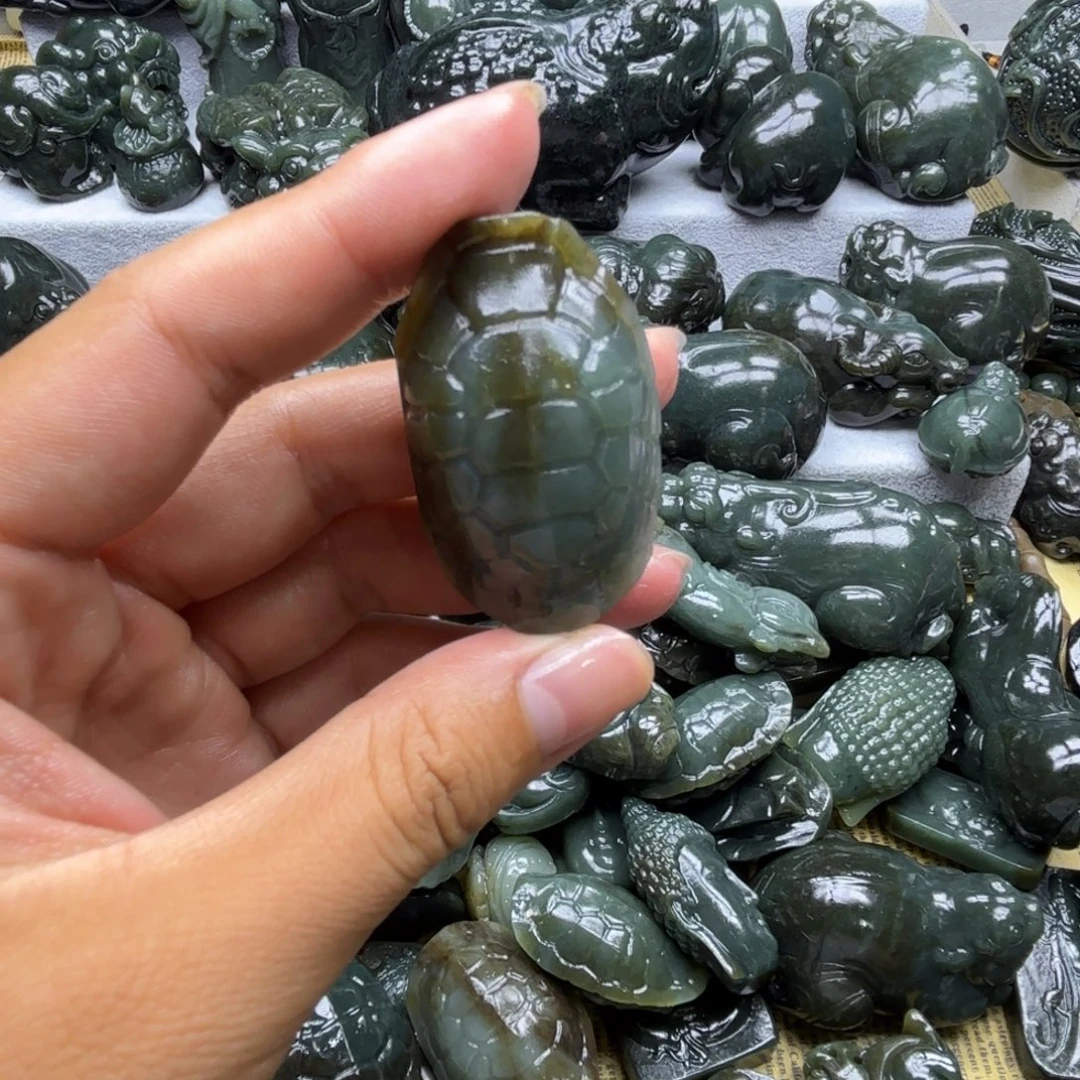 楚***原和田玉（糖玉）未镶嵌颈饰