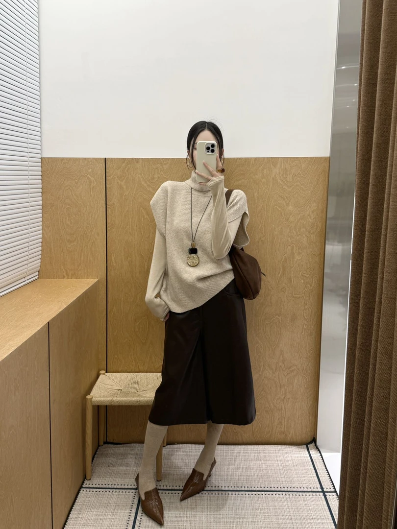 奥羊绒极简慵懒堆堆领显瘦上衣 1283