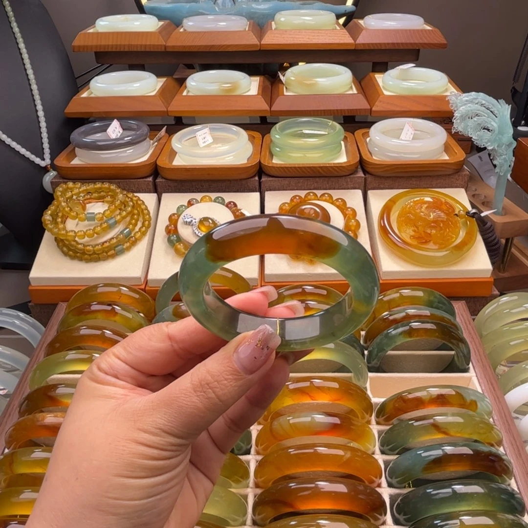 蛇纹石玉未镶嵌55-56