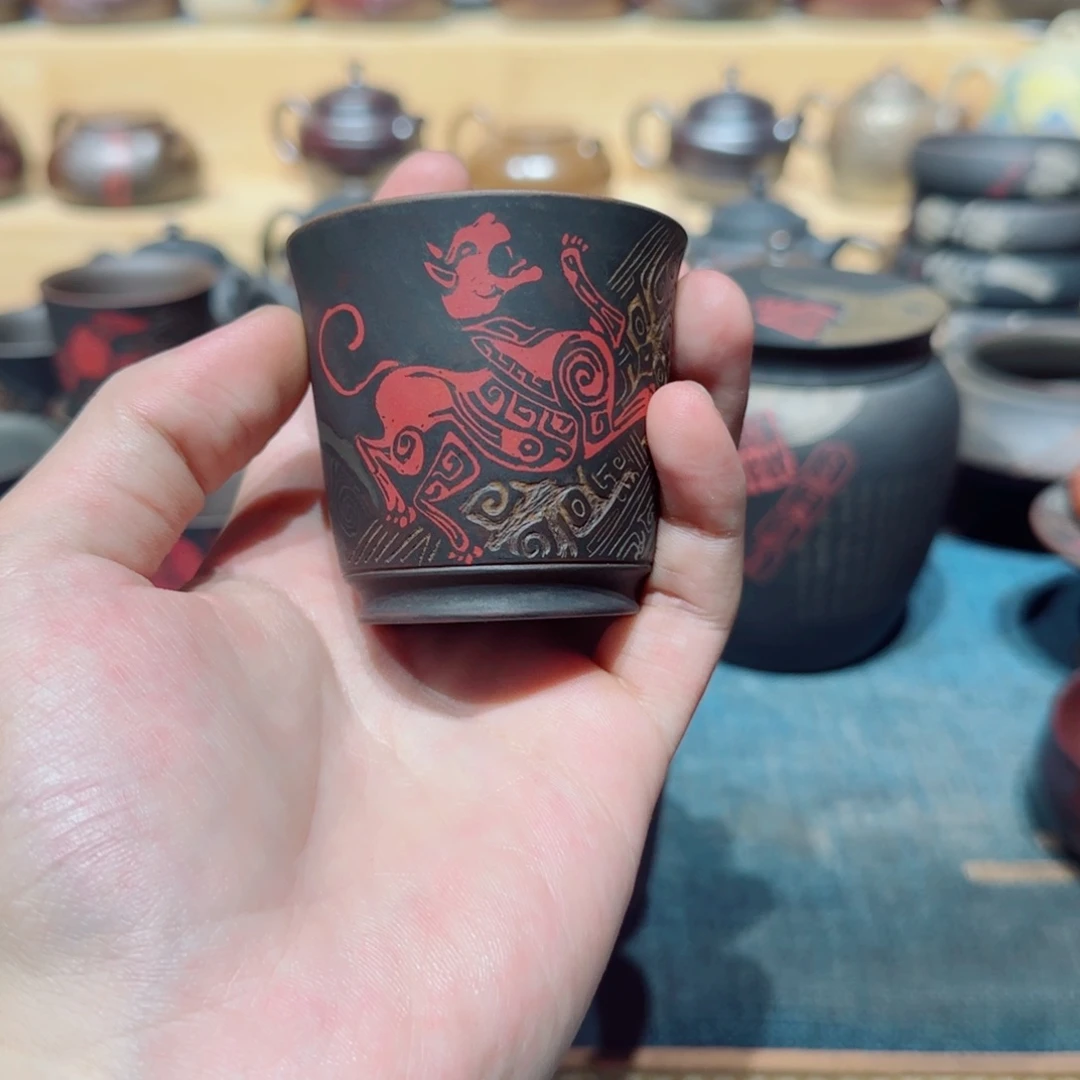 欢***猪杯建水紫陶陶语出品