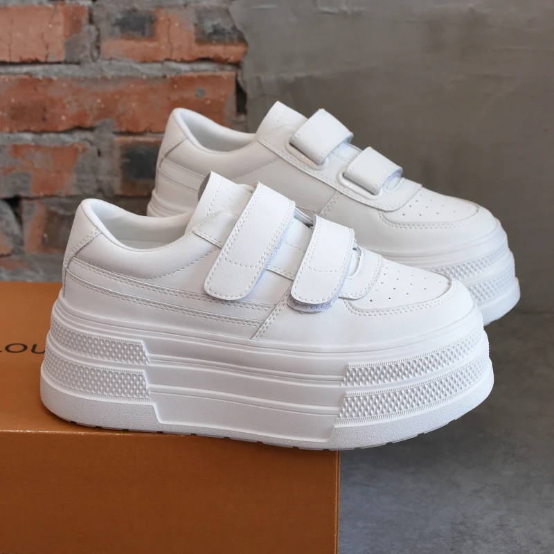 umumni/优慕妮2025春季新款厚底增高休闲板鞋女魔术贴百搭小白鞋