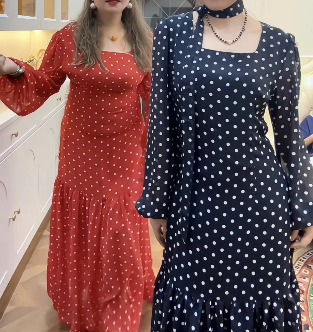 法式复古波点圆领长袖防晒度假风大摆a字长裙