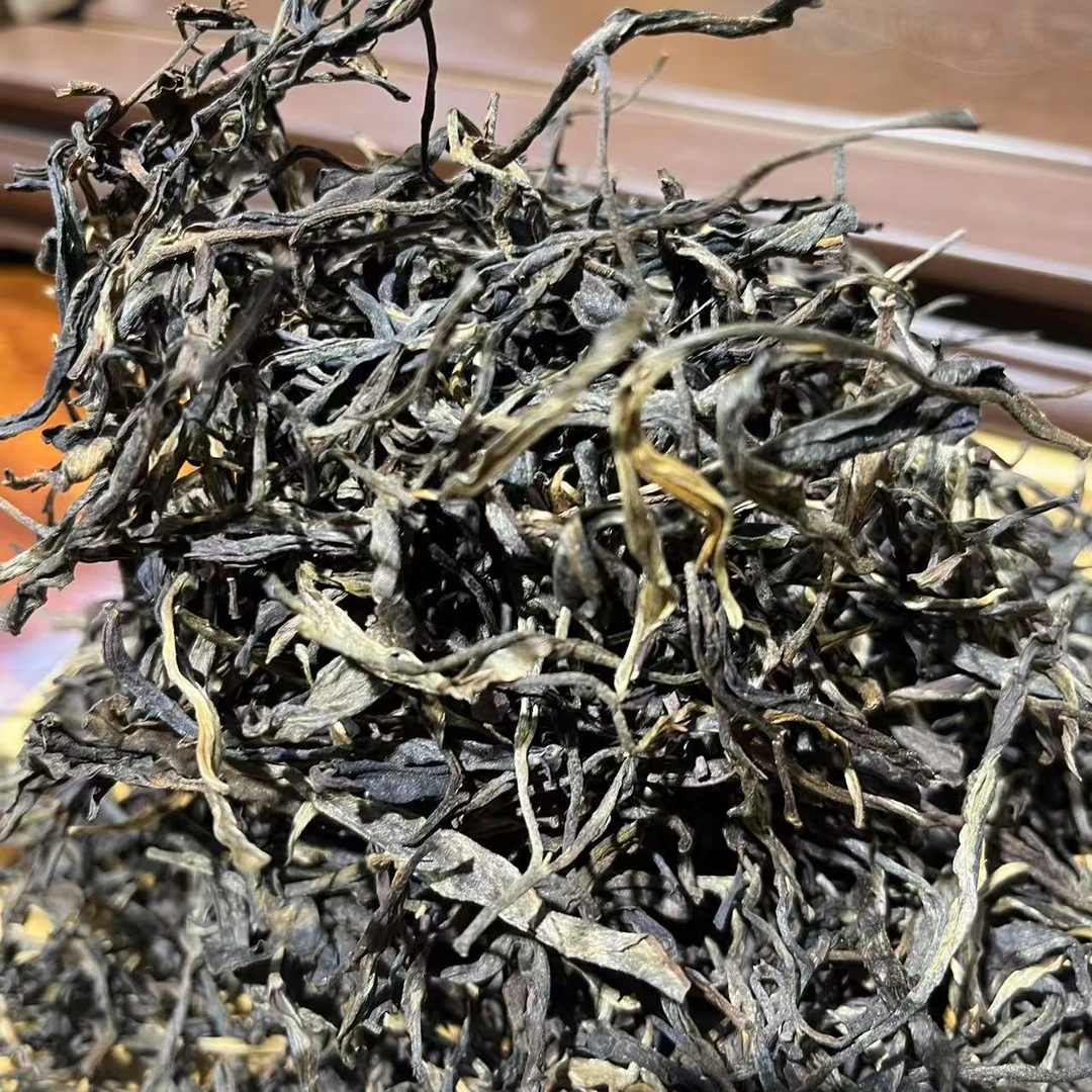 2009年羽毛种老班章生茶（拍一发200g，拍100单多送500g）