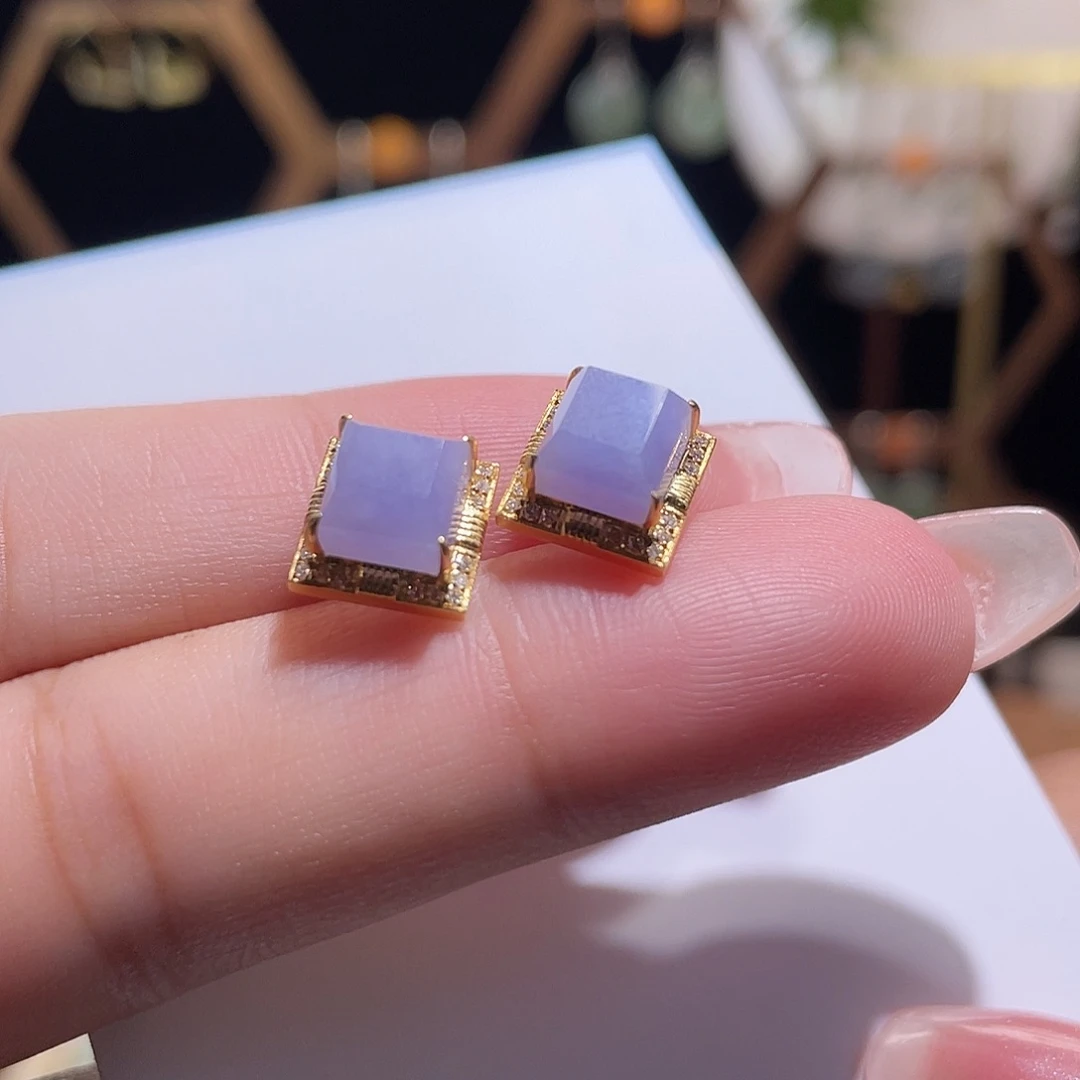 翡翠18K金镶嵌耳饰