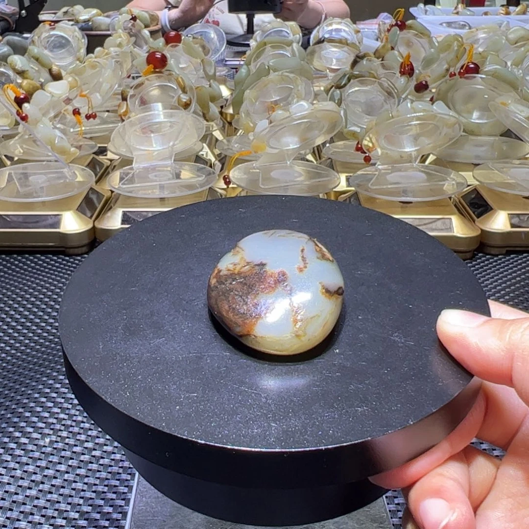 和田玉（子料）未镶嵌吊坠(不含链)53克